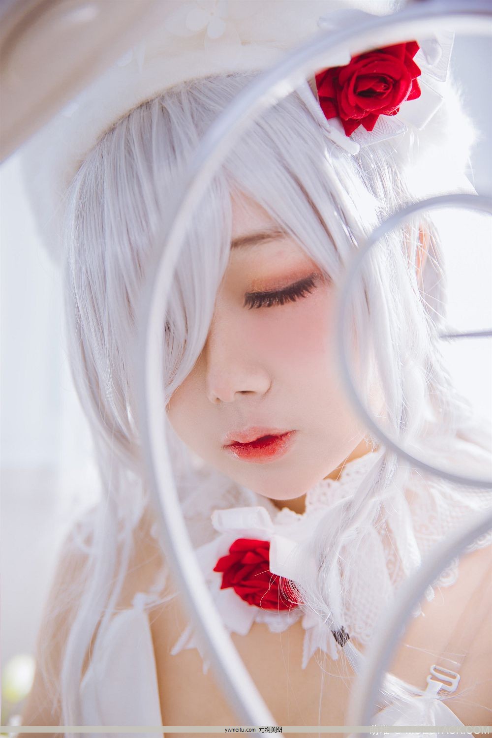 ΢Coser@ν – [40P]