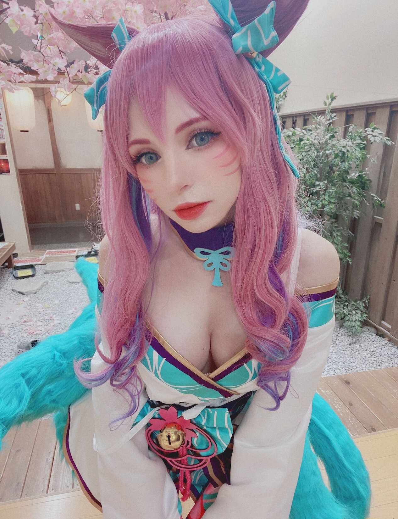 Peach  –  Peachmilky  Ahri  [Ůcosplay]  KDA  Legends]/142P  [League  milky  of