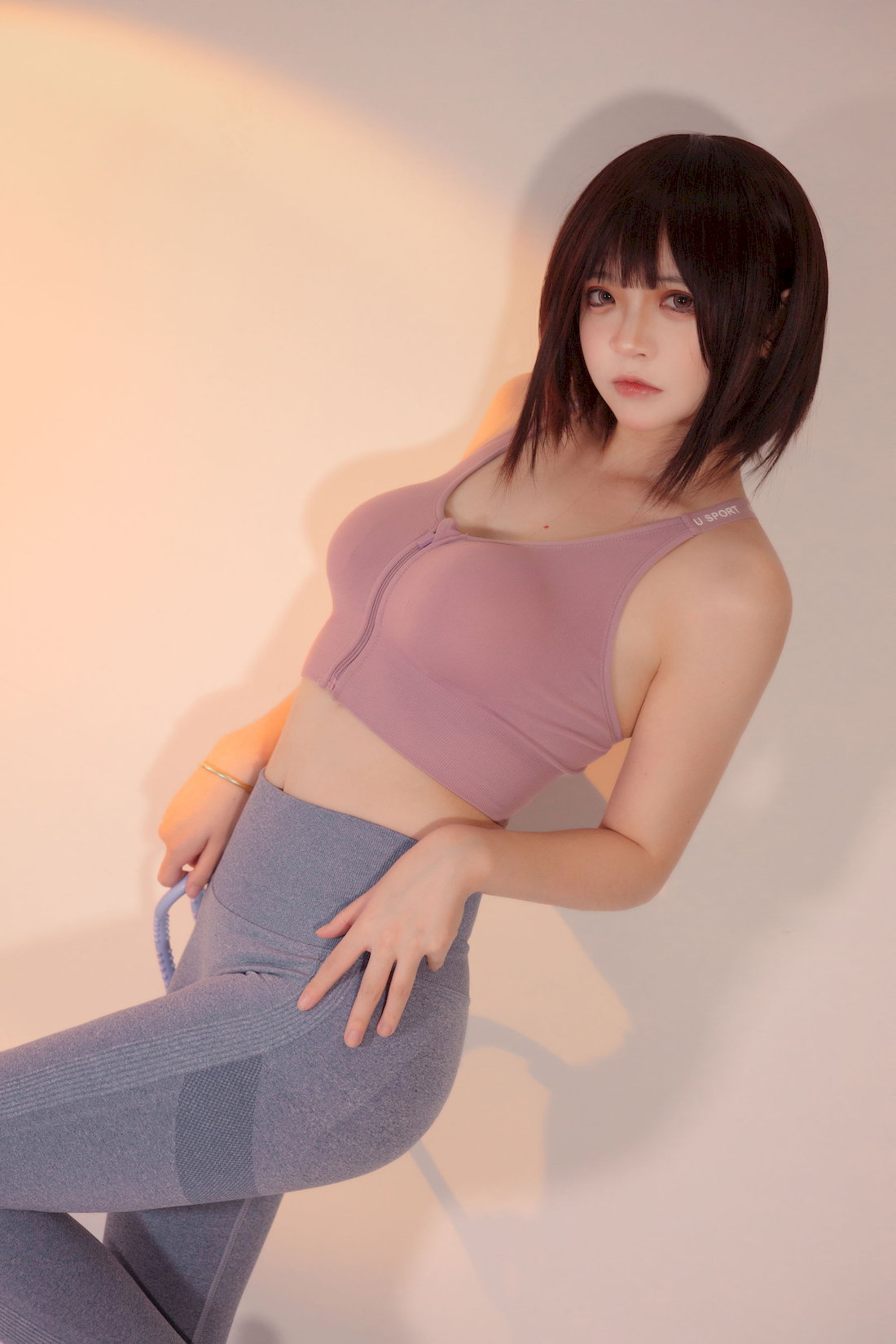 ˶/40P - ɫ˽ڸ [Ůcosplay] èss 3ҳ