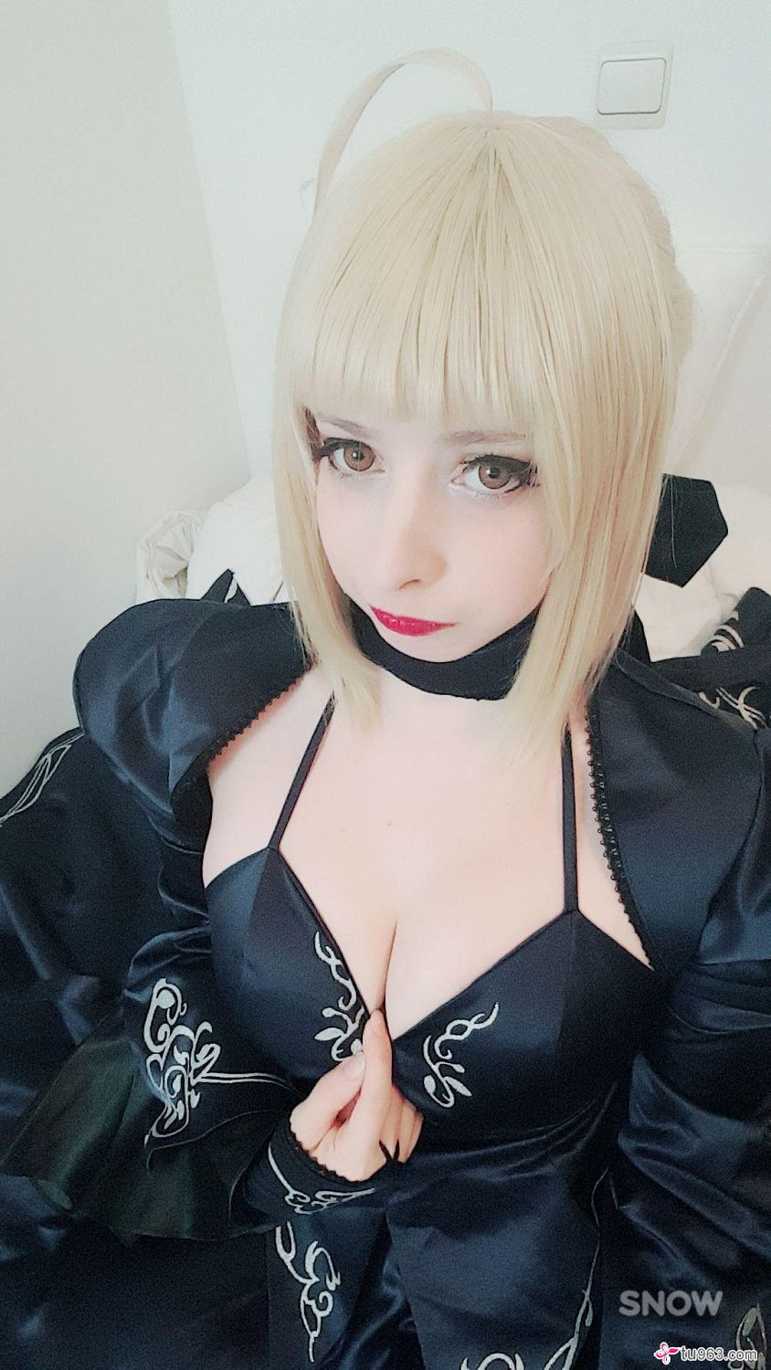 Mikomi Hokina - Saber Alter (Fate Grand Order)