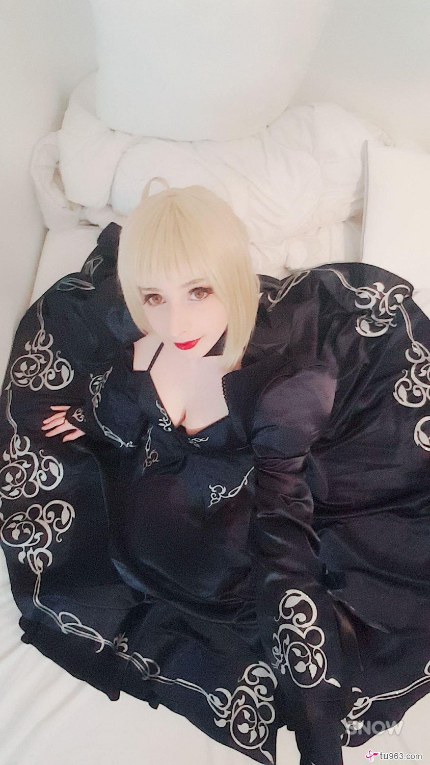 Mikomi Hokina - Saber Alter (Fate Grand Order)