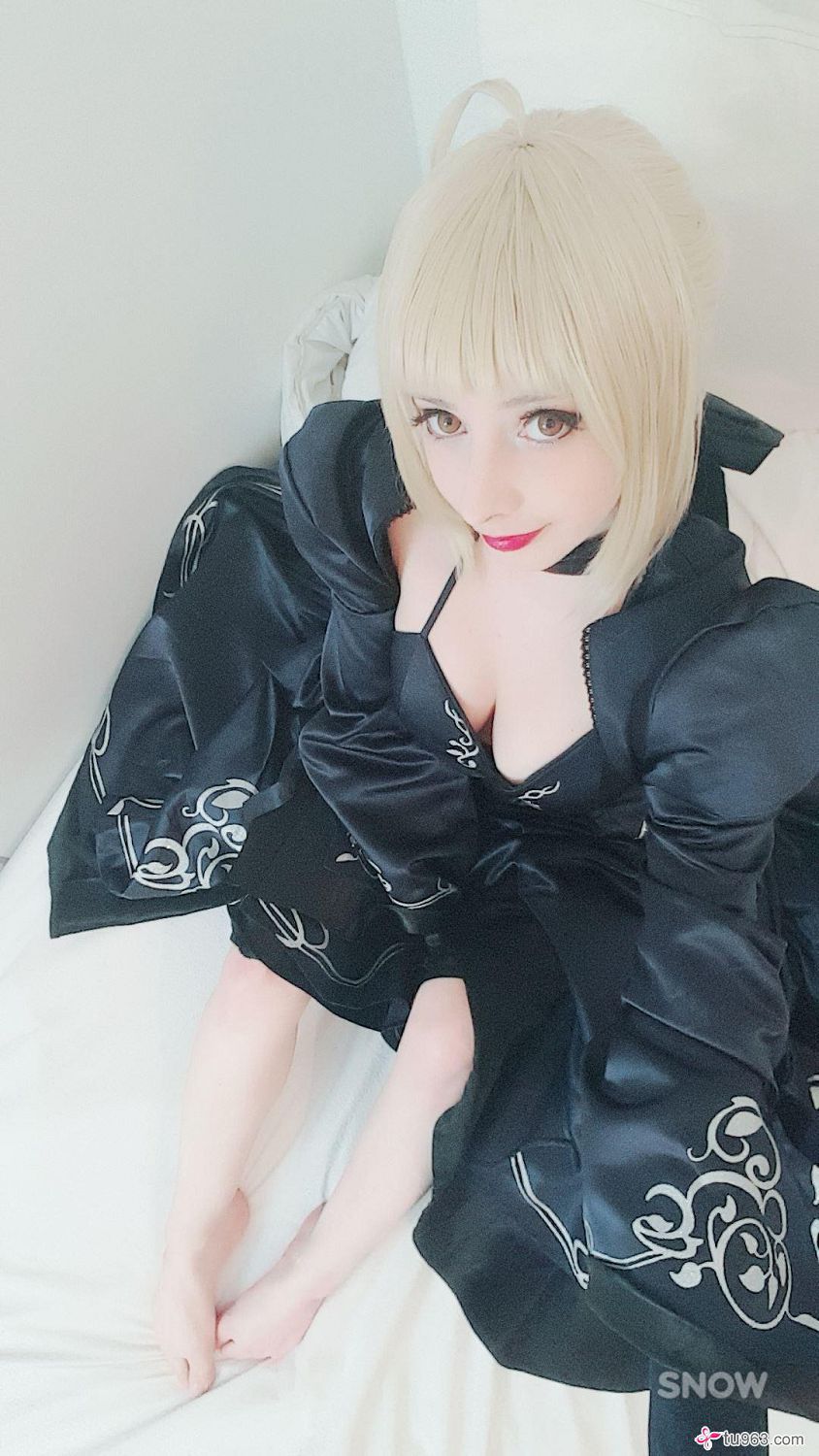 Mikomi Hokina - Saber Alter (Fate Grand Order)