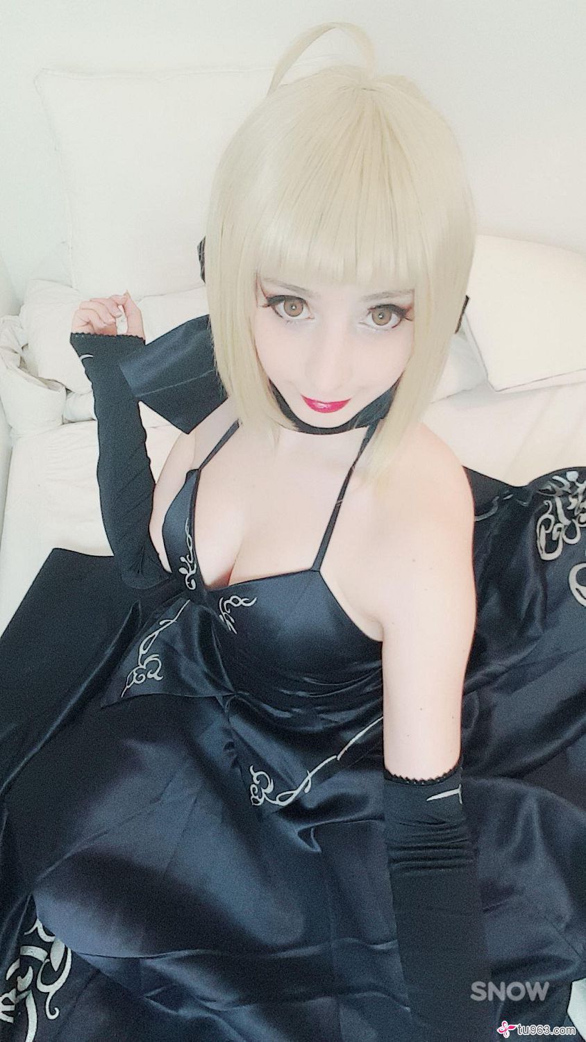 Mikomi Hokina - Saber Alter (Fate Grand Order)