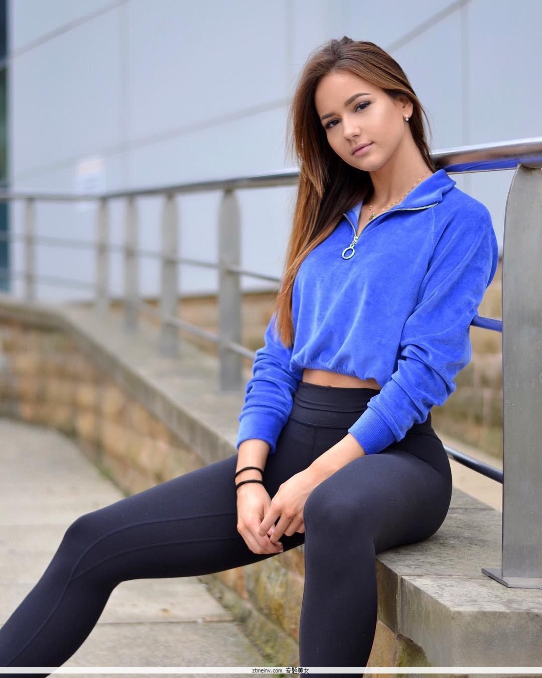 Isabela Fernandez- Ӣ˽ͼ