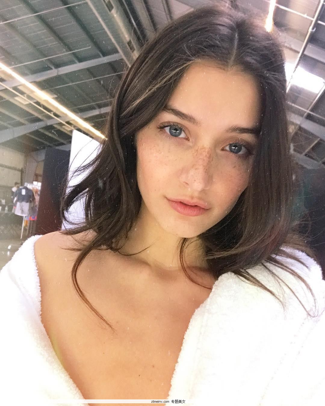 Jessica Clements- ŦԼױģ˽ͼ