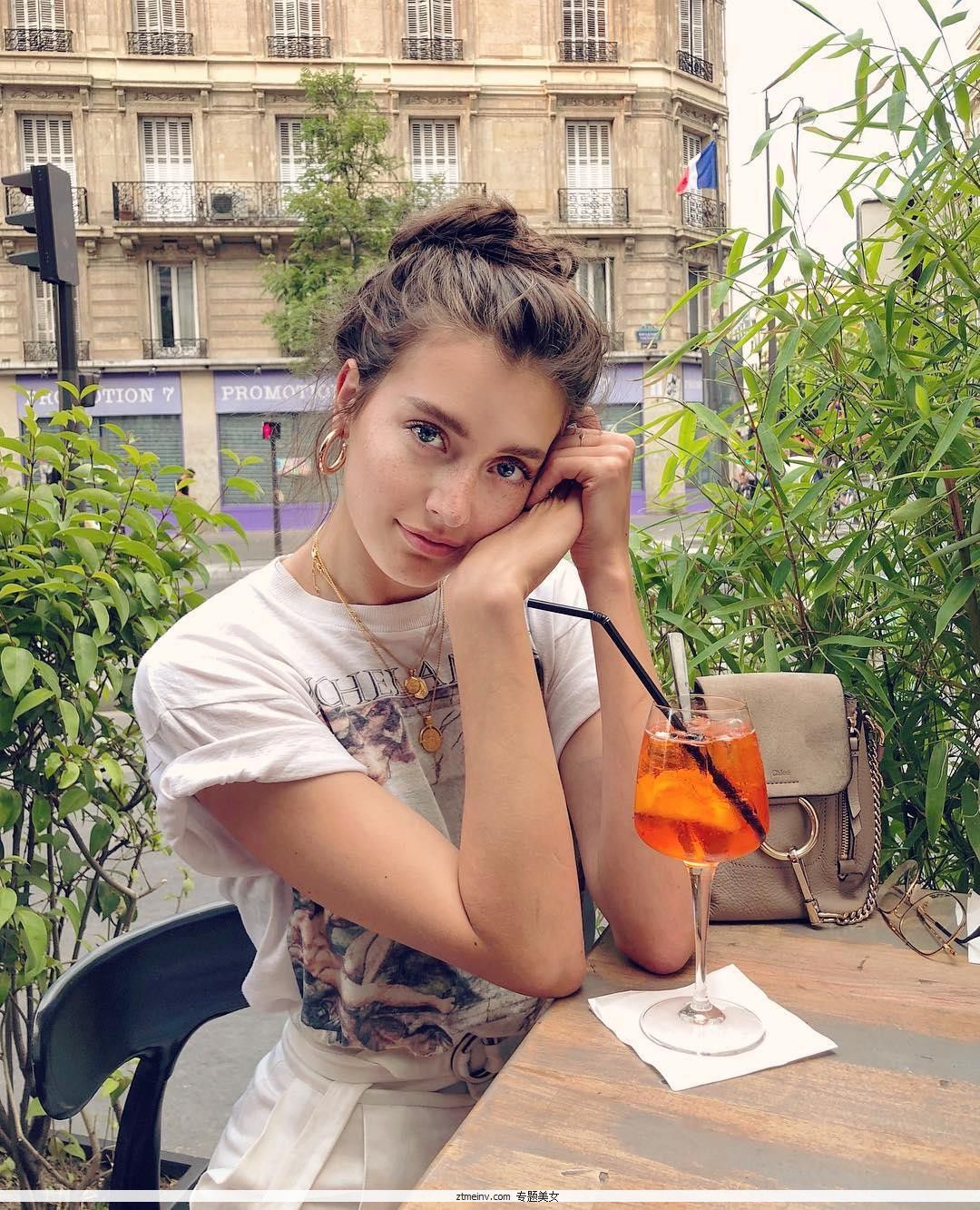 Jessica Clements- ŦԼױģ˽ͼ